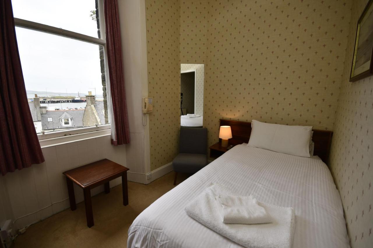 The Stromness Hotel Екстер'єр фото