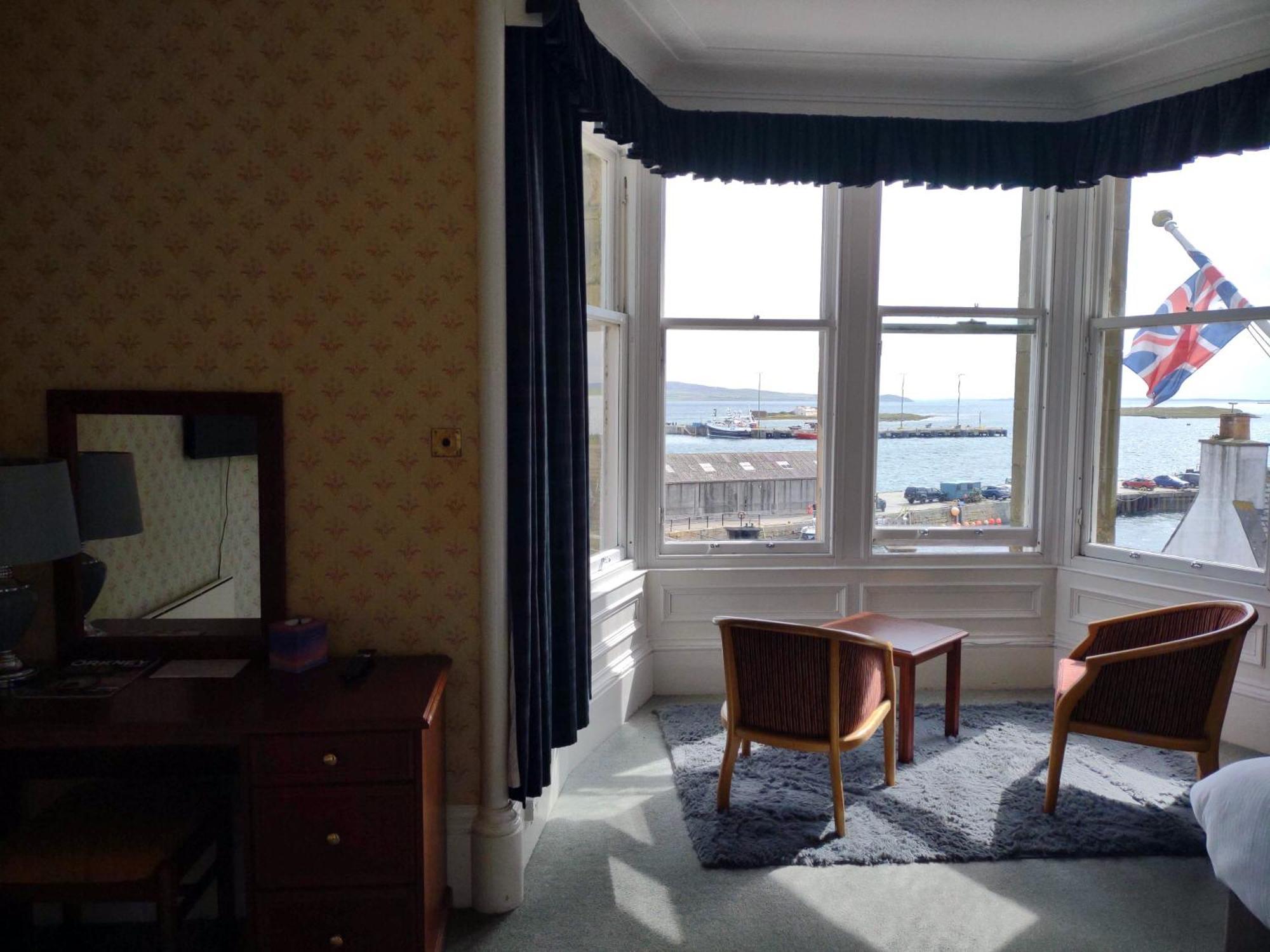 The Stromness Hotel Екстер'єр фото