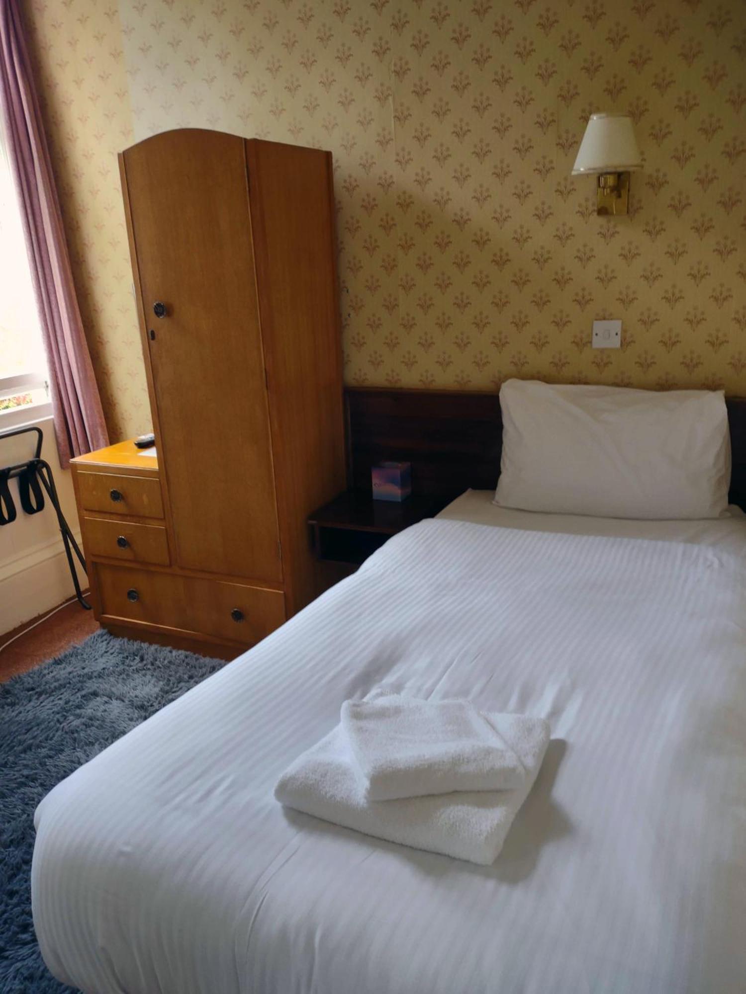 The Stromness Hotel Екстер'єр фото