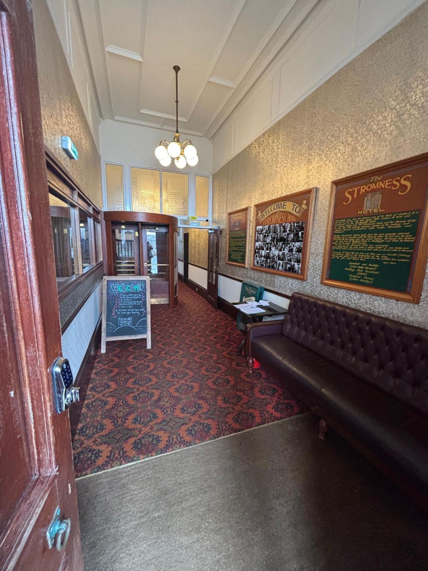 The Stromness Hotel Екстер'єр фото